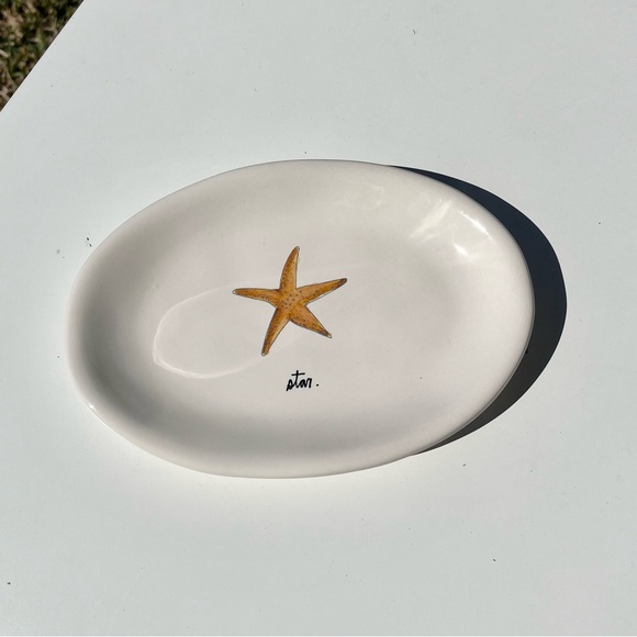 New Rae Dunn Star Plate - Picture 1 of 5